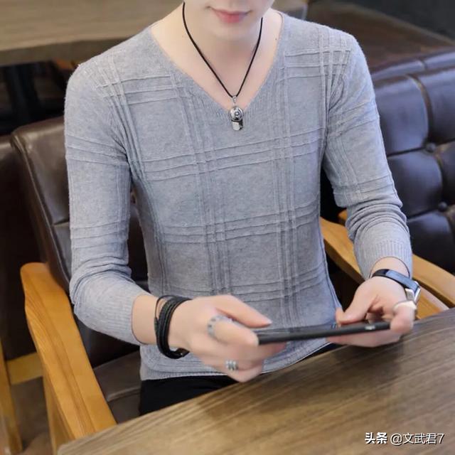短袖打底衫如何搭配男生(图3)