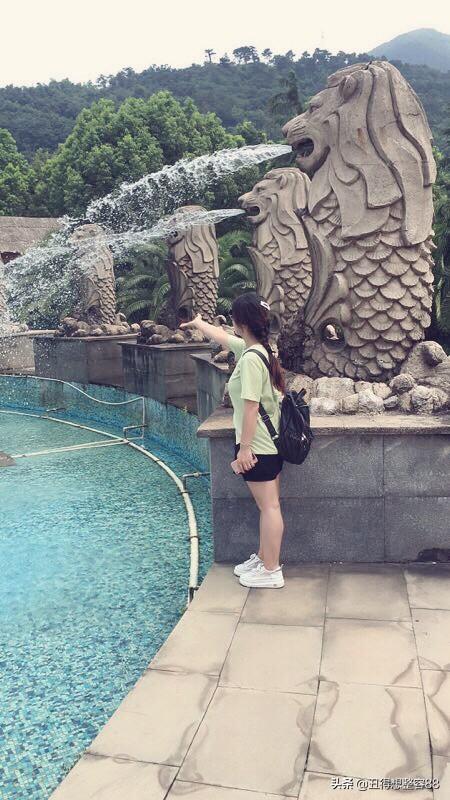 四十岁的女人穿衣搭配(图2)