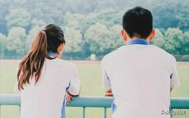 大学恋爱，大学恋爱能走到最后的概率