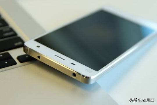 [手机中毒了怎么办]手机中毒该怎么解决？