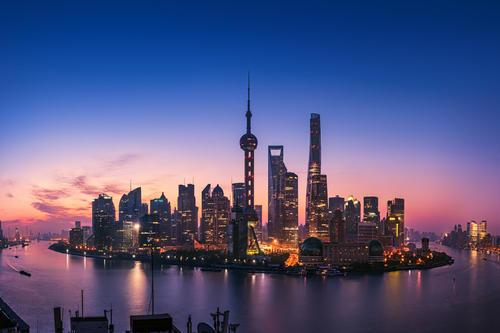 上海的地铁2号线沿途有哪些比较好玩的景点