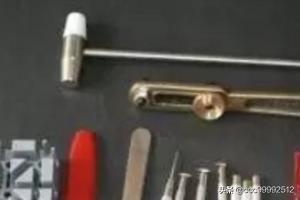 手表表带怎么拆卸