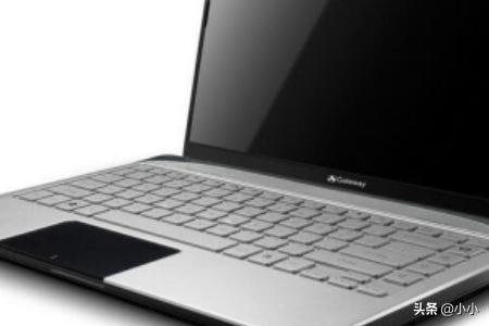 组装电脑需要买哪些东西（组装电脑需要买哪些东西呢）