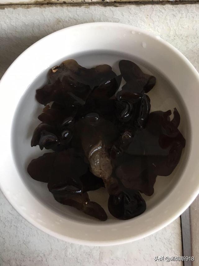 泡好的木耳怎么炒着吃(图12)