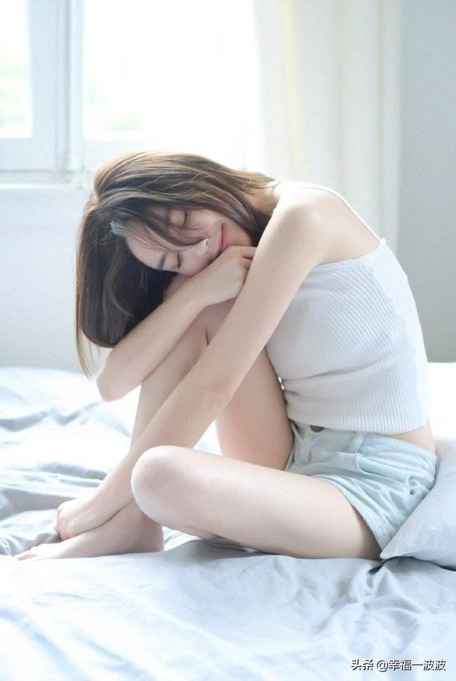 为什么女性喜欢露大腿(图1)
