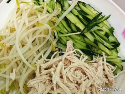 凉面条的做法（凉面条的做法及调料？）