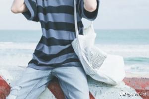 横条秋衣如何搭配衣服女(图3)