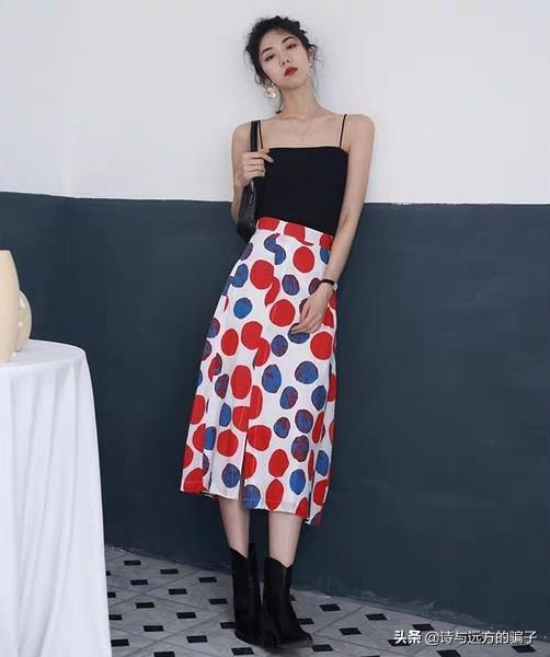 [波点衬衫]波点半身裙搭配攻略？