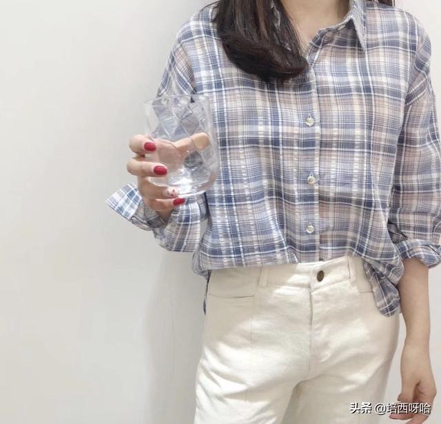 长格子衬衫如何搭配好看(图8)