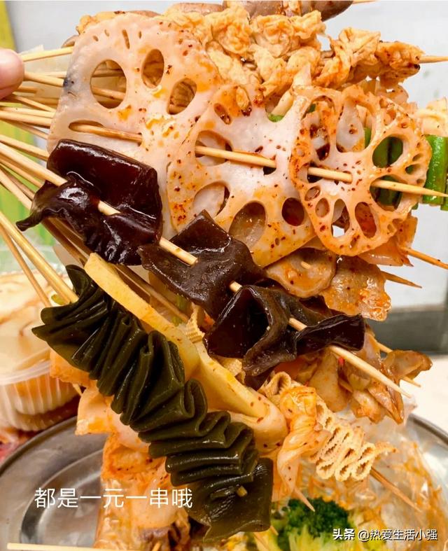 西藏小吃小龙虾的做法（夜市上什么小吃最火爆？）