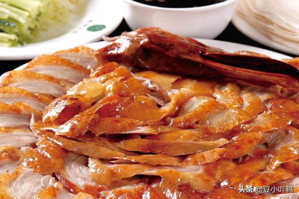 特色小吃大全-各地特色地摊小吃大全