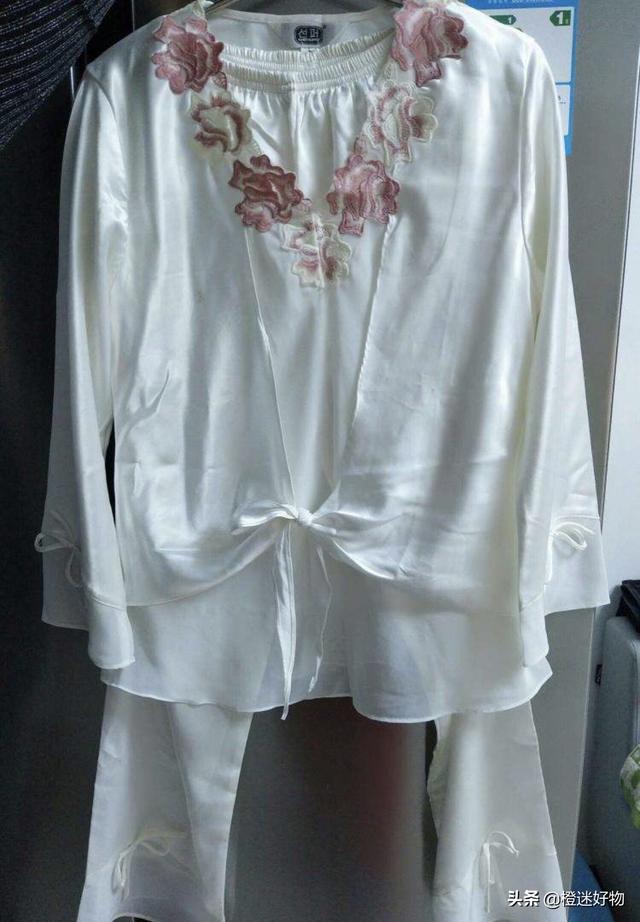 女性二手真丝睡衣内裤(图2)