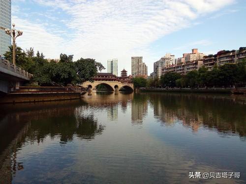 成都市盆地怎么治水的