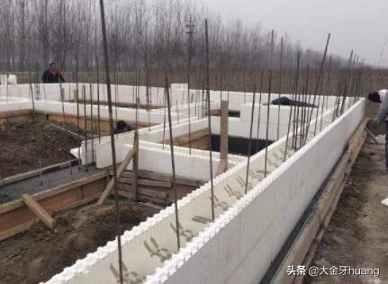 胶州路火灾为什么用水泥封起来？：胶州路大楼为何封楼