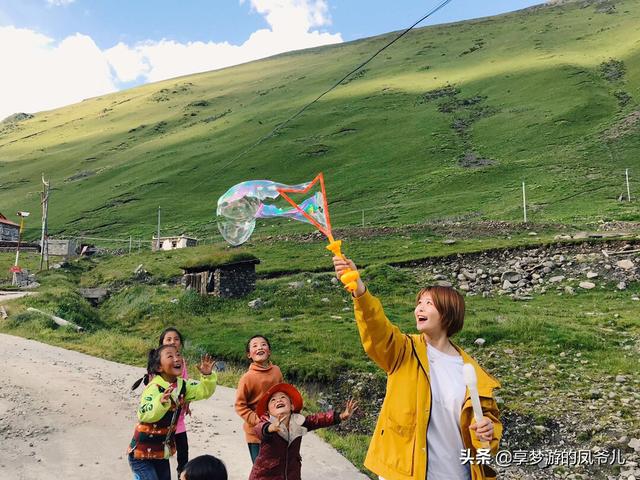 古镇旅游穿搭衣裤， 古镇游玩穿搭