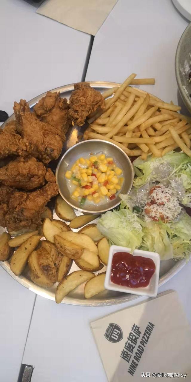 大连市欢辣比萨店在哪个位置