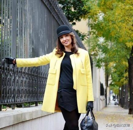 女士黄色毛衣如何搭配裤子(图11)