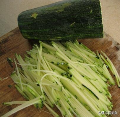 小南瓜还是青的怎么吃啊