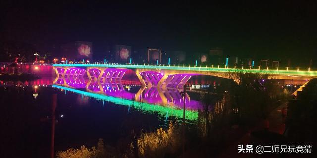 蒂姆托马斯（麦迪哪一年进入NBA的？）