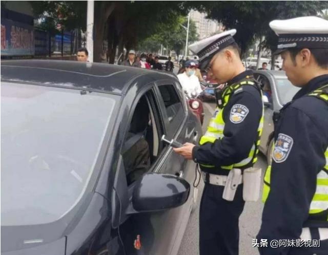 国庆节是出外旅游还是宅在家里呢？