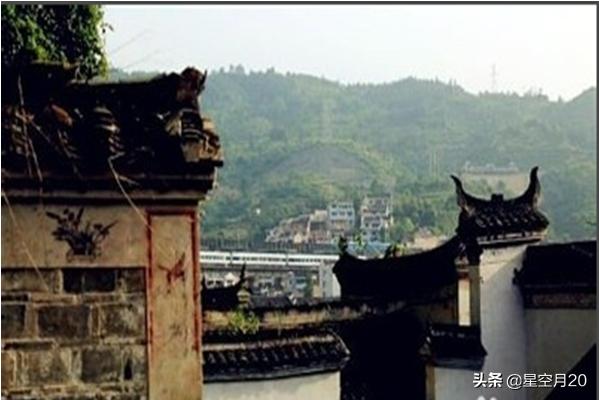 坐火车玩的路线，坐火车玩的路线图怎么画