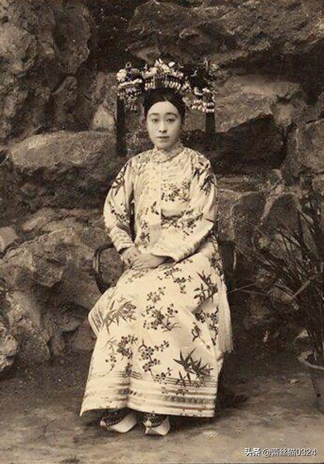 十三格格新传剧情介绍（十三格格新传 电视剧演员表）