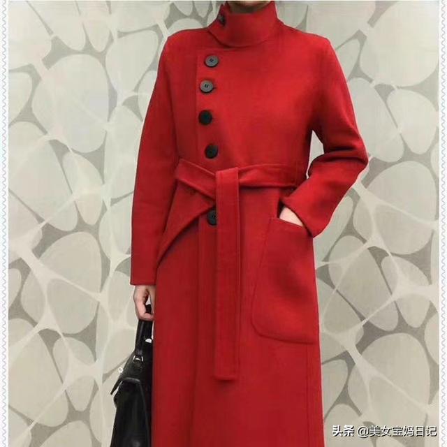 紧身黑外套如何搭配好看(图8)