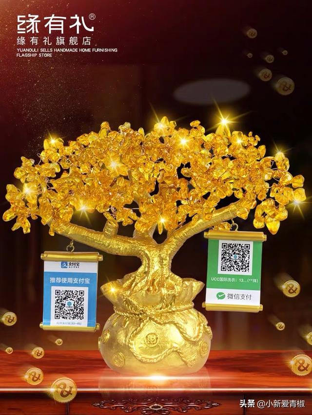 [美少女餐厅]什么店里服务员是穿西装的？