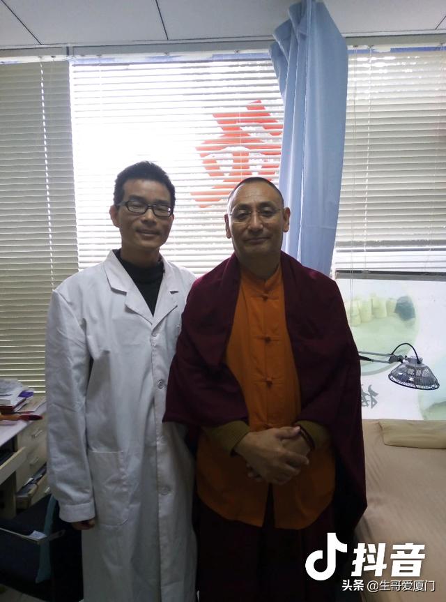 漳州厦门医生的工资是多少？
