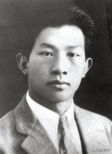 国歌作词作曲是谁（国歌作词者）