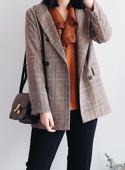裙子和格子西服如何搭配(图3)