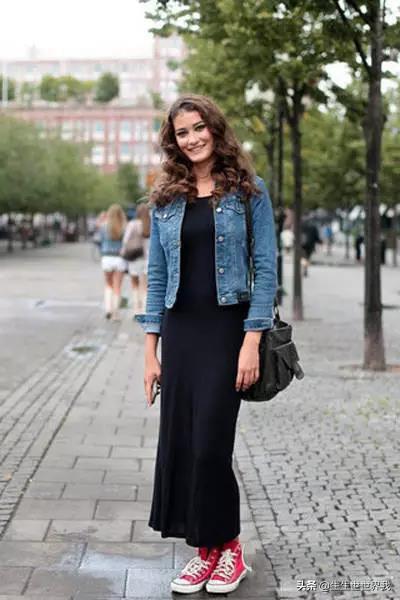 裙子式大衣如何搭配外套(图3)