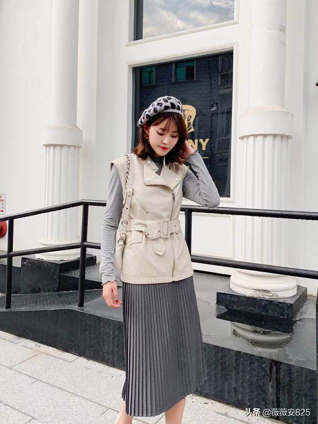 半截裙中长款怎么搭配(图4)