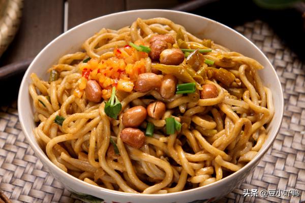 特色小吃大全-各地特色地摊小吃大全