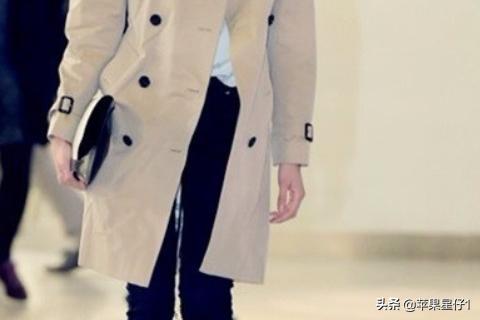 风衣如何搭配秋冬裤子好看(图3)