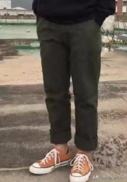 男士旅游黄色外套穿搭， 男士旅游黄色外套穿搭图片