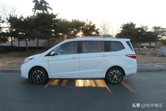 新能源5座面包汽车报价,新能源5座面包汽车报价及图片