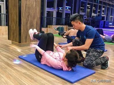 腹肌男头像腹肌男头像动漫图片