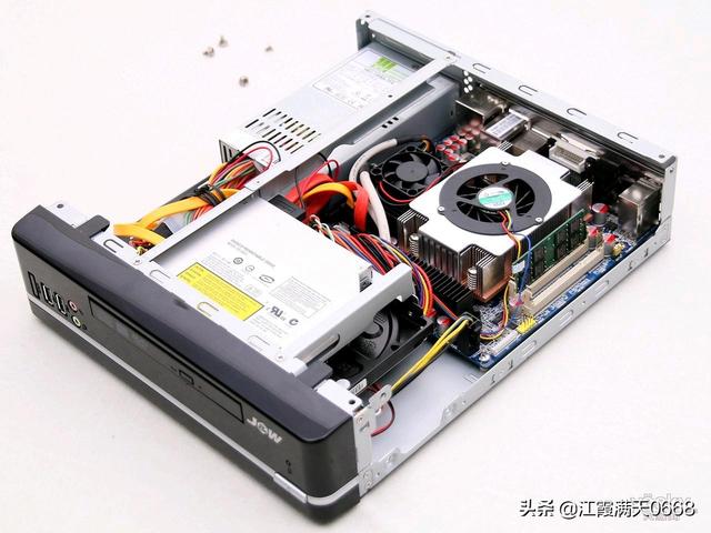 自己组装电脑需要买些什么（自己组装电脑需要买些什么配件）