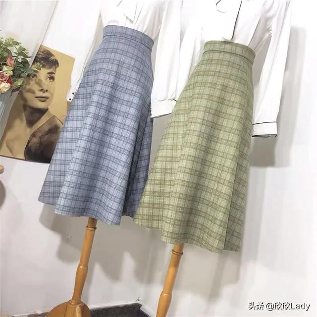 绿色裙上衣如何搭配好看(图2)
