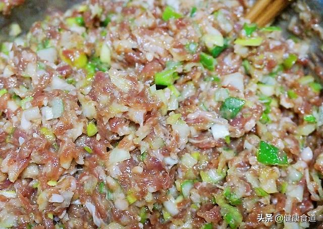猪肉大葱饺子馅-猪肉大葱饺子馅怎么调好吃