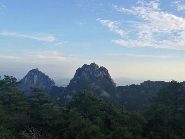 黄山的图片-黄山的图片全景图