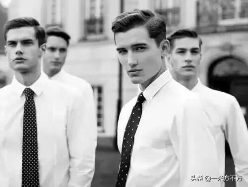 无性别衬衫如何搭配男生