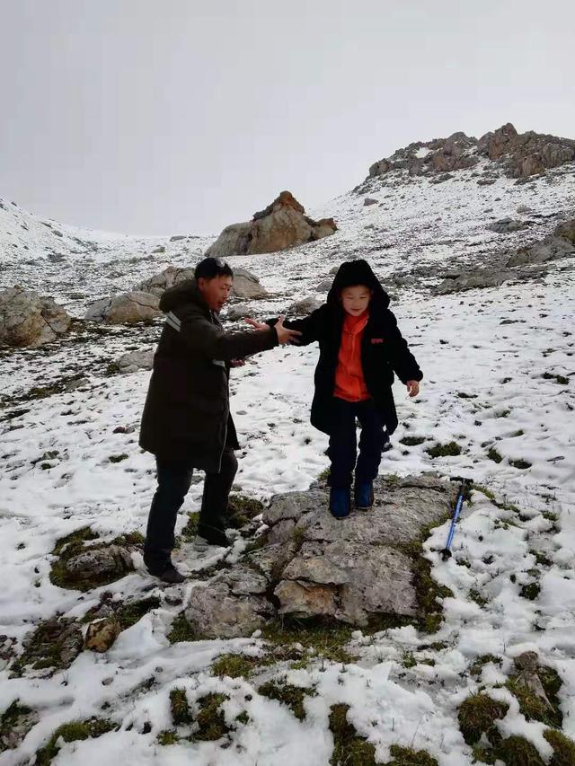 中秋新疆旅游攻略，新疆中秋节去哪里旅游