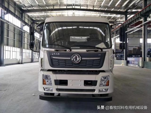 饲料运输罐散装饲料运输车的液压泵站 散装饲料车铝罐结实吗？