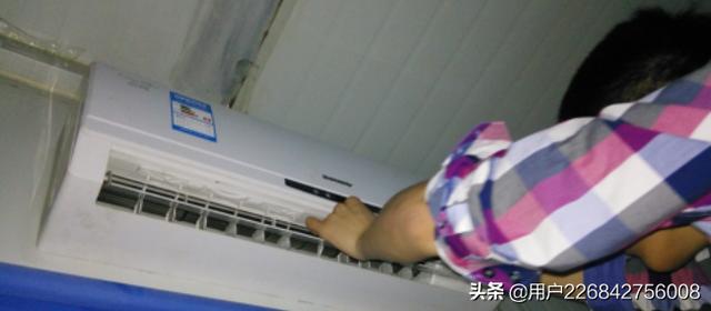 空调过滤网怎么清洗？：空调滤网清洗