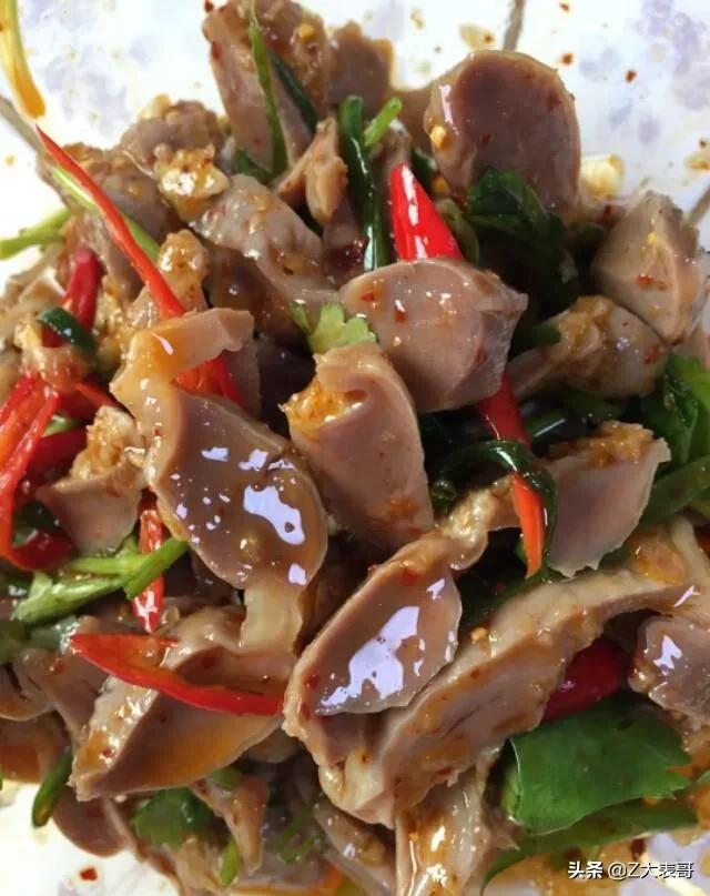 有人拿我老婆去做鸡，我可以向法院起诉她吗？：搞鸡视频下载