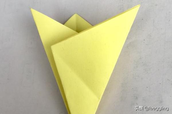 儿童手工剪纸教程（儿童手工剪纸教程？）