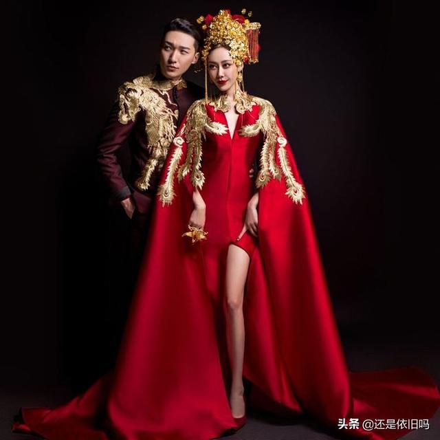 红色婚纱如何搭配鞋子男(图2)