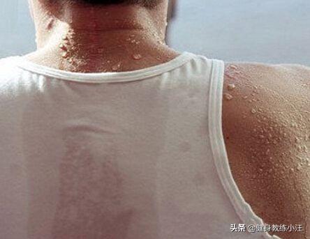 每天最多喝多少水（人一天最多能喝多少水？）